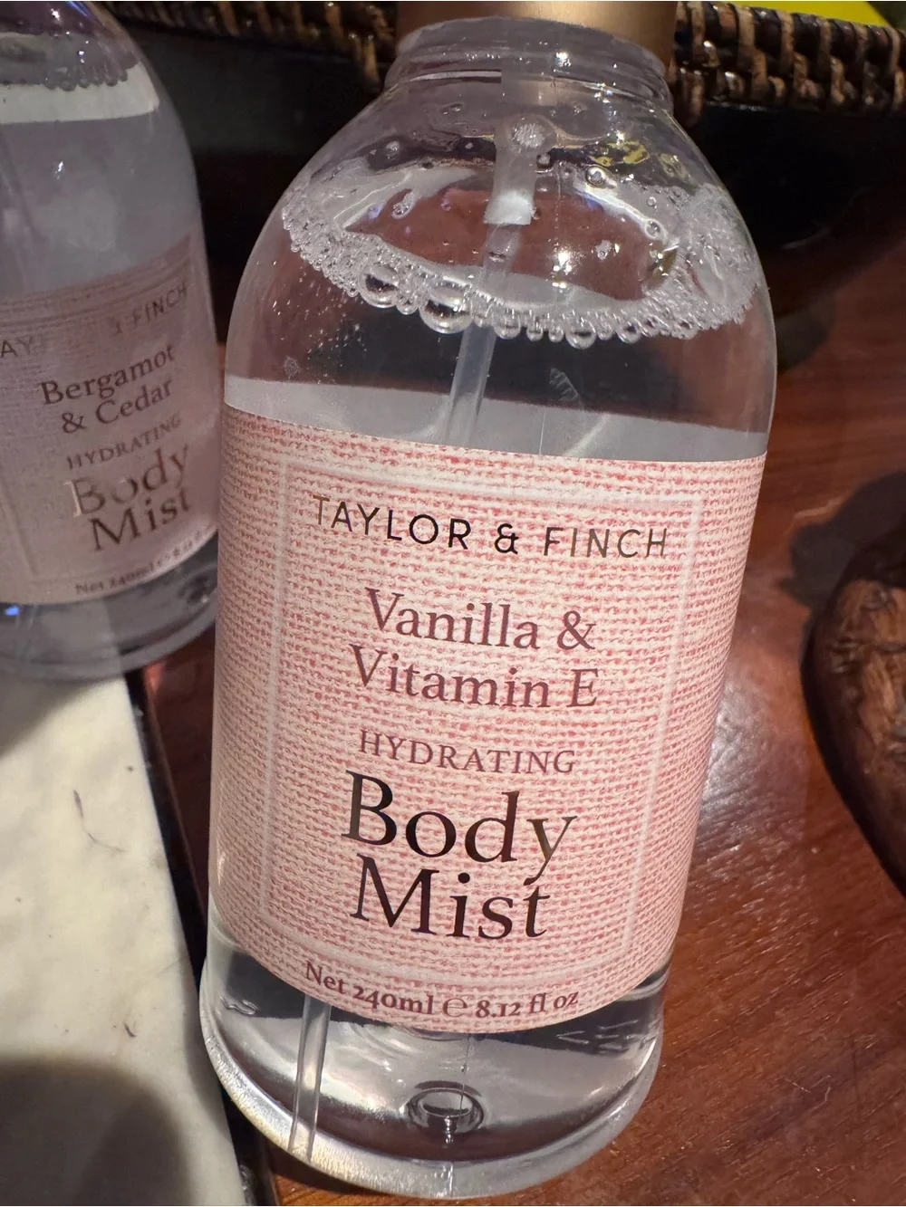 Bergamot & Cedar Hydrating Body Mist - Pink
